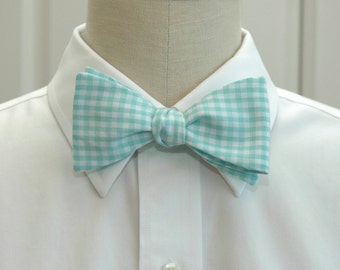 Bow Tie, mint gingham bow tie, sea foam bow tie, wedding bow tie, pastel bow tie, groom bow tie, groomsmen gift, aqua white bow tie
