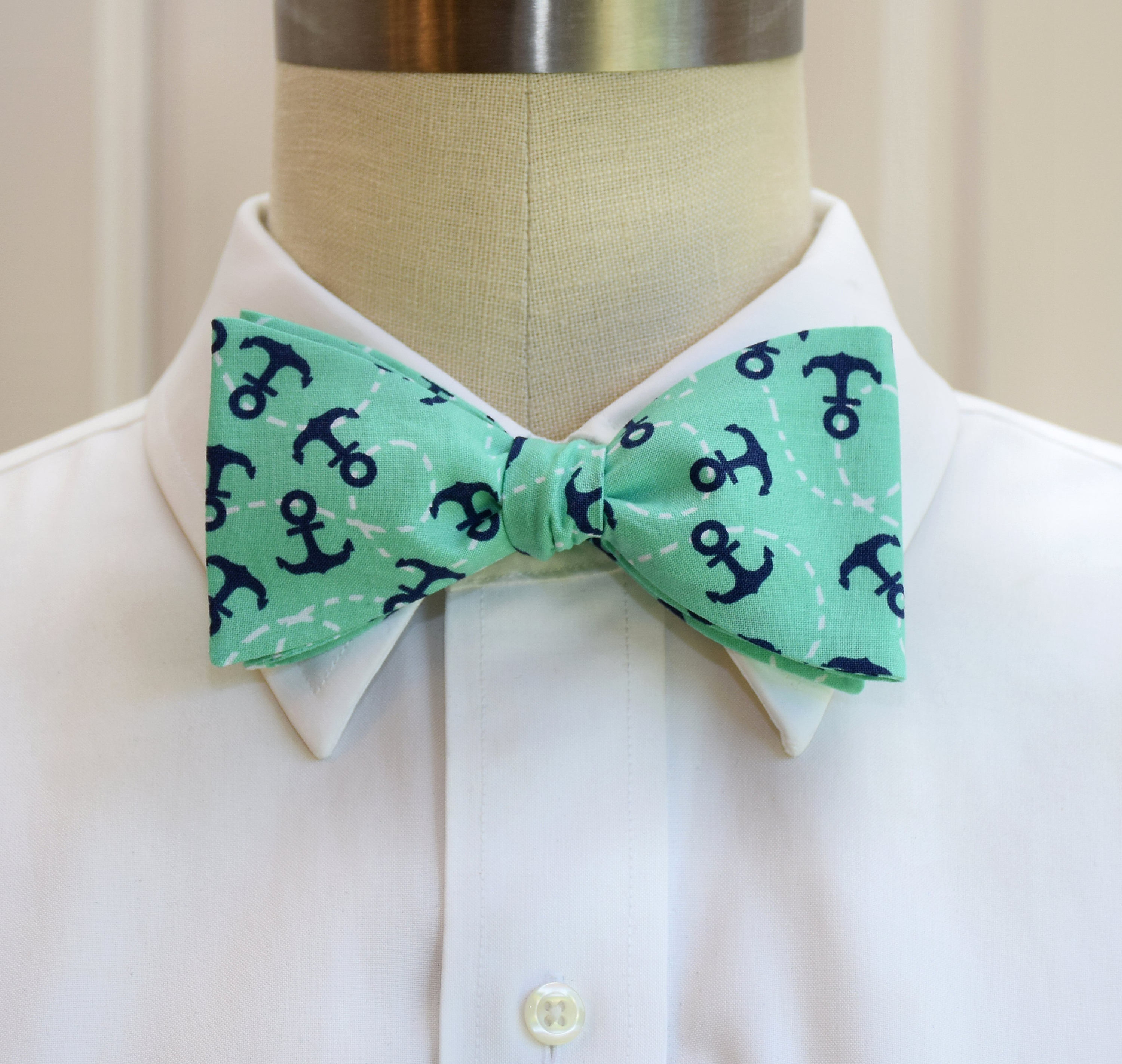 Cummerbund & Bow Tie, mint/navy blue anchors, groom/groomsmen