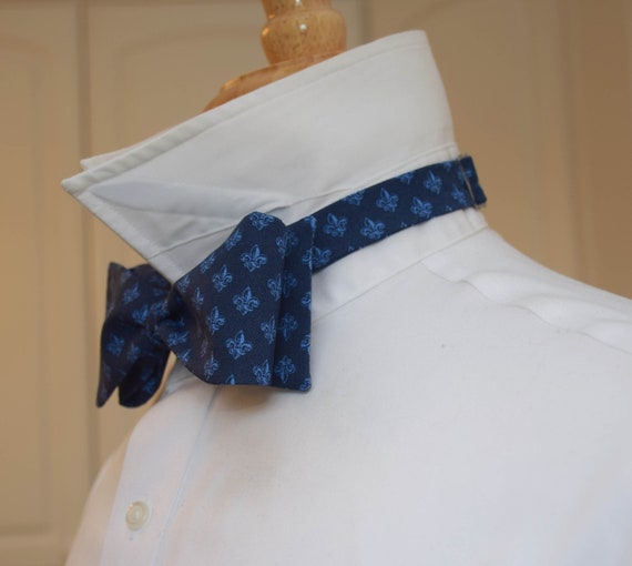 Mens Bow Tie Navy Blue Fleur De Lys Bow Tie Wedding Party Tie Groomgroomsmen Bow Tie Classy Tuxedo Accessory Navyroyal Blue Bow Tie