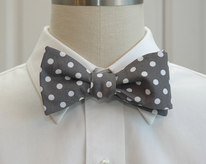 Bow Tie, warm charcoal grey with white polka dots, wedding bow tie, groom bow tie, groomsmen gift, traditional bow tie, gray bow tie