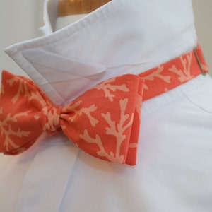 Bow Tie, coral with paler coral reef design, wedding party bow tie, beach wedding bow tie, groom/groomsmen bow tie, beach theme bowtie image 3