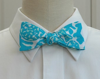 Bow Tie, turquoise sea shells abstract print, groomsmen gift, wedding bow tie, turquoise bow tie, groom bow tie, ocean, beach, shells