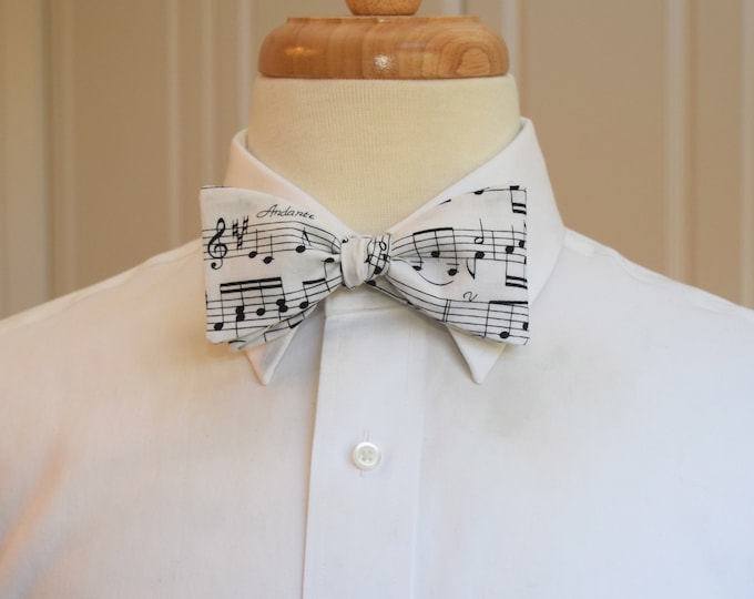 Bow Tie, music notes, music manuscript, black/white music design, wedding bow tie, musician gift, orchestra bow tie, groom bow tie