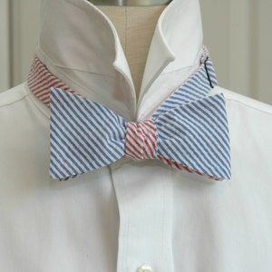 Reversible Bow Tie, blue & red seersucker, wedding party tie, groom bow tie, groomsmen gift, preppy bow tie, self tie bow tie,