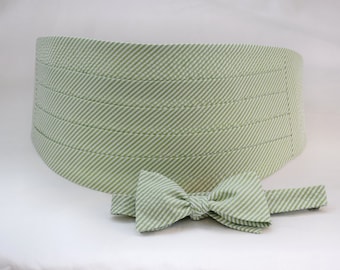 Cummerbund & Bow Tie set, lime green/white seersucker, wedding bow tie set, groom bow tie set, groomsmen gift, southern wedding bow tie set,