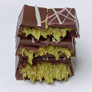Dubai Pistache Kadayıf Chocoladereep
