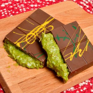 Dubai Pistachio Kadayıf Chocolate Bar Best Recipe