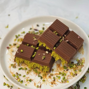 Dubai Pistache Kadayif-chocoladereep