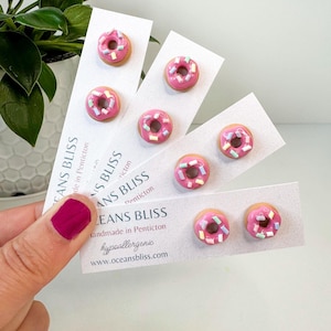 Pink Frosted Donut Earrings - Sprinkle Donut Stud Earrings - Polymer Clay – Hypoallergenic, Lightweight - Cute Food Earrings - Retro Donut