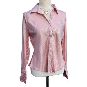 Kate Hill. Vintage, Light Pink Textured Silk Blend Blouse. Size: 8
