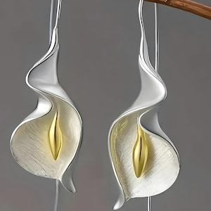 Elegant Calla Lily Drop Earrings – Silver Gold Floral Dangle Earrings, Botanical Plant Jewelry, Alloy Flower Earrings for Women