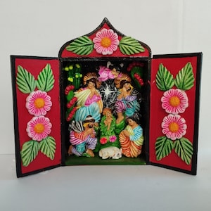 Pregiato peruviano NATIVITÀ RETABLO Fatta e dipinta a mano da collezione Folk New Art Perù ***Regalo perfetto per Natale***