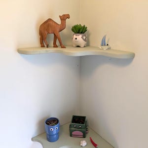 2pcs Live Edge Floating Corner Shelf | Funky Solid Wood Wall Art, Rustic Bookshelf (300mm) Green