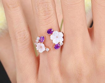 パープルストーン付きホワイトフラワーシルバーリング | 花柄 
