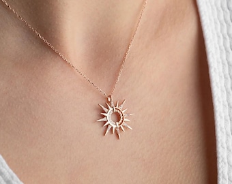 Collana con ciondolo Sole e Luna: ciondolo celeste in oro, zircone scintillante