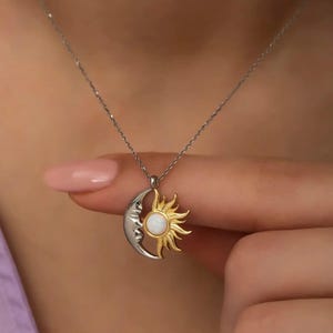 Sun and Moon Necklace with Opal – Celestial 925 Sterling Silver Pendant, Symbolic Solar Lunar Jewelry for Women, Meaningful Gift Idea