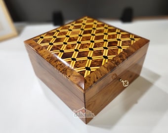 8"x8" Decorative Thuya JEWELRY BOX, Lockable Handmade Wooden Jewellery Box, Geometric BURL Storage Box, Beautiful Artisan-Crafted Gift