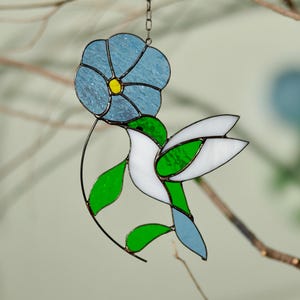Stained glass hummingbird, Suncatcher hummingbird, Hummingbird glass suncatcher, Hummingbird flower stained glass, Stained glass birds