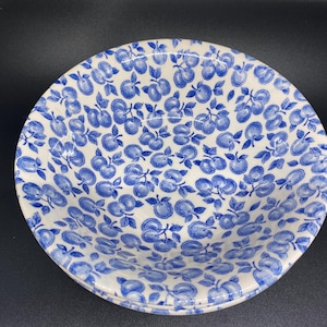 English Ironstone EIT bowl - white with blue fruit
