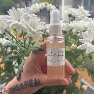 White Bath Cologne