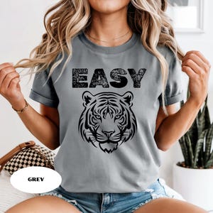 Easy Tiger T-Shirt, Vintage Distressed Tiger Shirt, Oversized Retro Tiger Tee, Trendy  Shirt, Graphic Tee, Comfort Colors, Bella Canvas