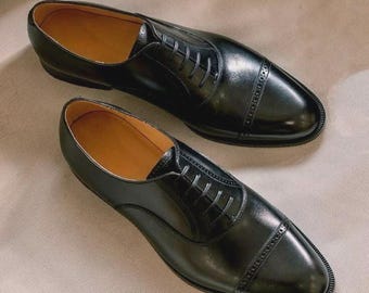 Zapatos casuales Oxford de cuero negro con puntera y cordones para hombre, nuevos y hechos a mano.