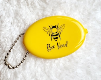 Bee Kind Coin Pouch, Retro Money Holder, Bumble Bee Keychain, Retro Rubber Squeeze Coin Pouch, Money Holder Keychain, Coin Wallet