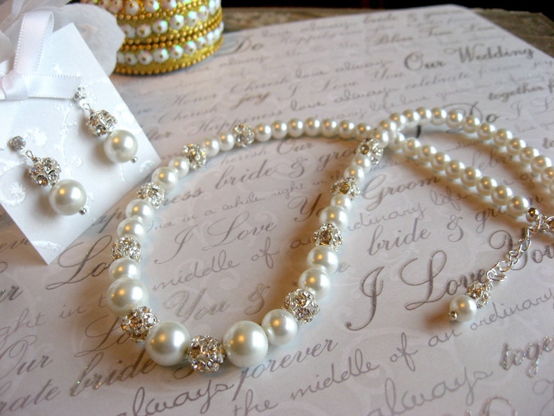 Wedding Rhinestone and Pearl Bridal Wedding Necklace and Rhinestone Stud Earring Set Bride or Bridesmaid Jewelry SetWedding Jewelry