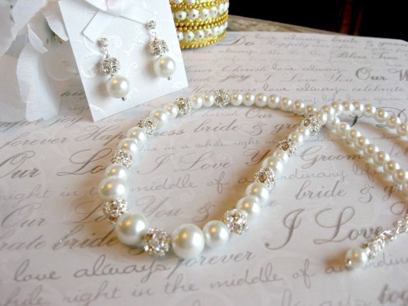 Wedding Rhinestone and Pearl Bridal Wedding Necklace and Rhinestone Stud Earring Set Bride or Bridesmaid Jewelry SetWedding Jewelry