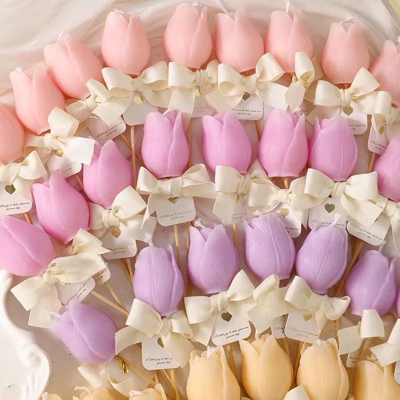 Personalized Tulip Soy Wax Candle Favors • Elegant Wedding Keepsake - Etsy