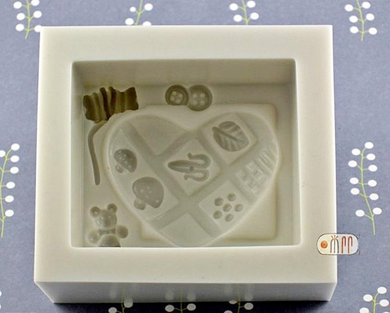 Love Quilting-house / Thread Spool Silicone Soap Mold / Candle | Etsy