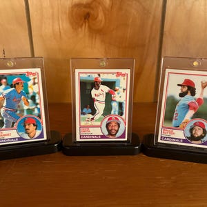 Espositore di figurine da baseball dei Cardinals: leggende degli anni '80 Hernandez, Smith, Sutter: regalo unico per papà, fan room, ufficio o compleanno.
