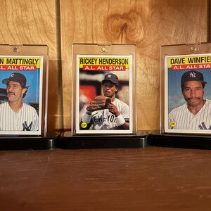 Espositore di figurine da baseball degli Yankees: le leggende degli anni '80 Winfield, Henderson e Mattingly: un regalo unico per papà, per la famiglia dei tifosi, per l'ufficio o per un compleanno.