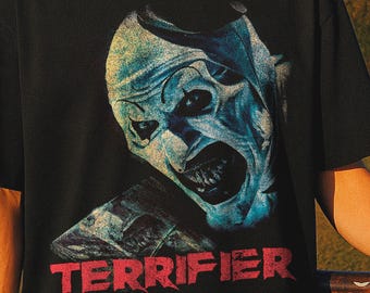 Art the Clown TShirt – Terrifier Horror Movie Tee, Bootleg Vintage Slasher Shirt, Cult Horror Graphic, Halloween Streetwear, Retro Movie