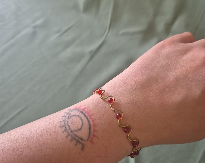 Wire Wrapped Gold Red Bracelet: Handmade Adjustable Boho Jewellery