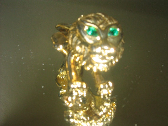 Lion Brooch Bobbing Head Gold Plate Green Eyes - image 1
