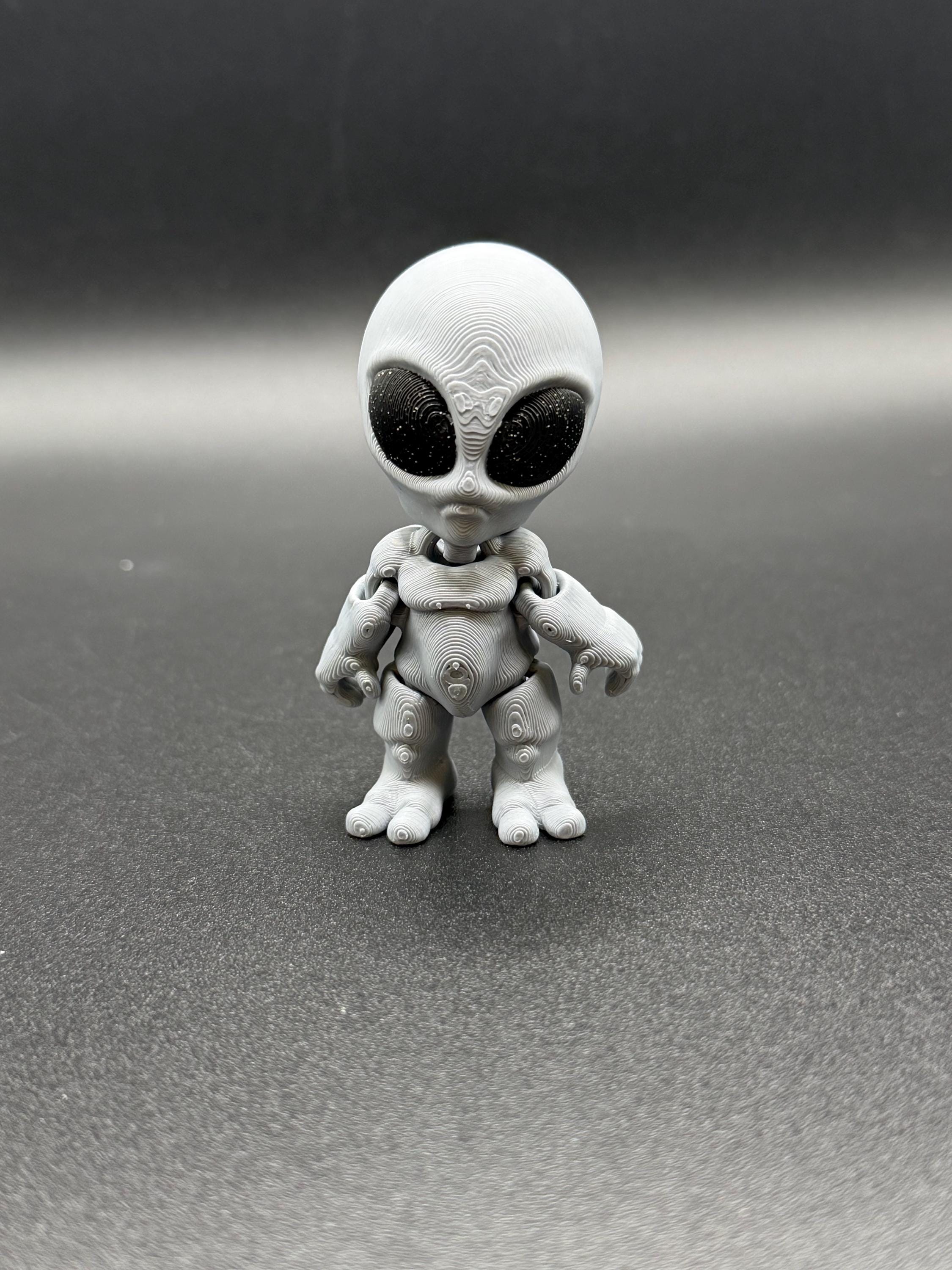 3D Printed Gray Alien Figure or Keychain | Sci-fi Space Creature ...