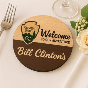 Sottobicchieri personalizzati per matrimonio nel parco nazionale, segnaposto in legno con nome personalizzato, bomboniera per matrimonio avventuroso, decorazione rustica per gli ospiti in montagna