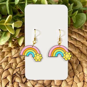 Oorbellen regenboogbloem, acryl- of houten oorbellen, leuke kleurrijke bungelsieraden, lichtgewicht leuk cadeau, accessoires lente/zomer