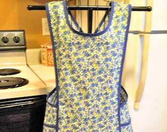 Vintage Style Crossover No Tie Apron in Blue and Yellow Floral size Large