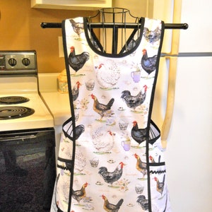 Delantal cruzado sin lazo estilo vintage con gallos, talla grande
