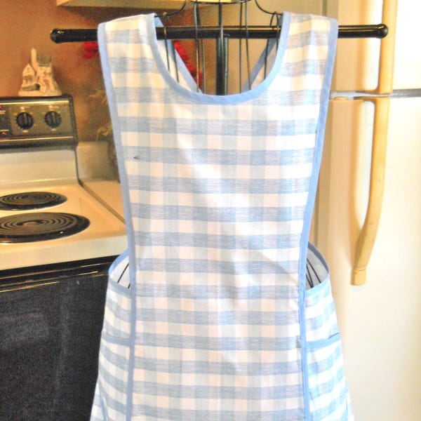 Vintage Style Crossover No Tie Apron in Blue Checks size Medium