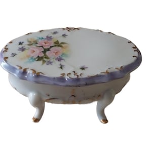 Vintage Porcelain Hand Painted Trinket Dish/Jewellery Box