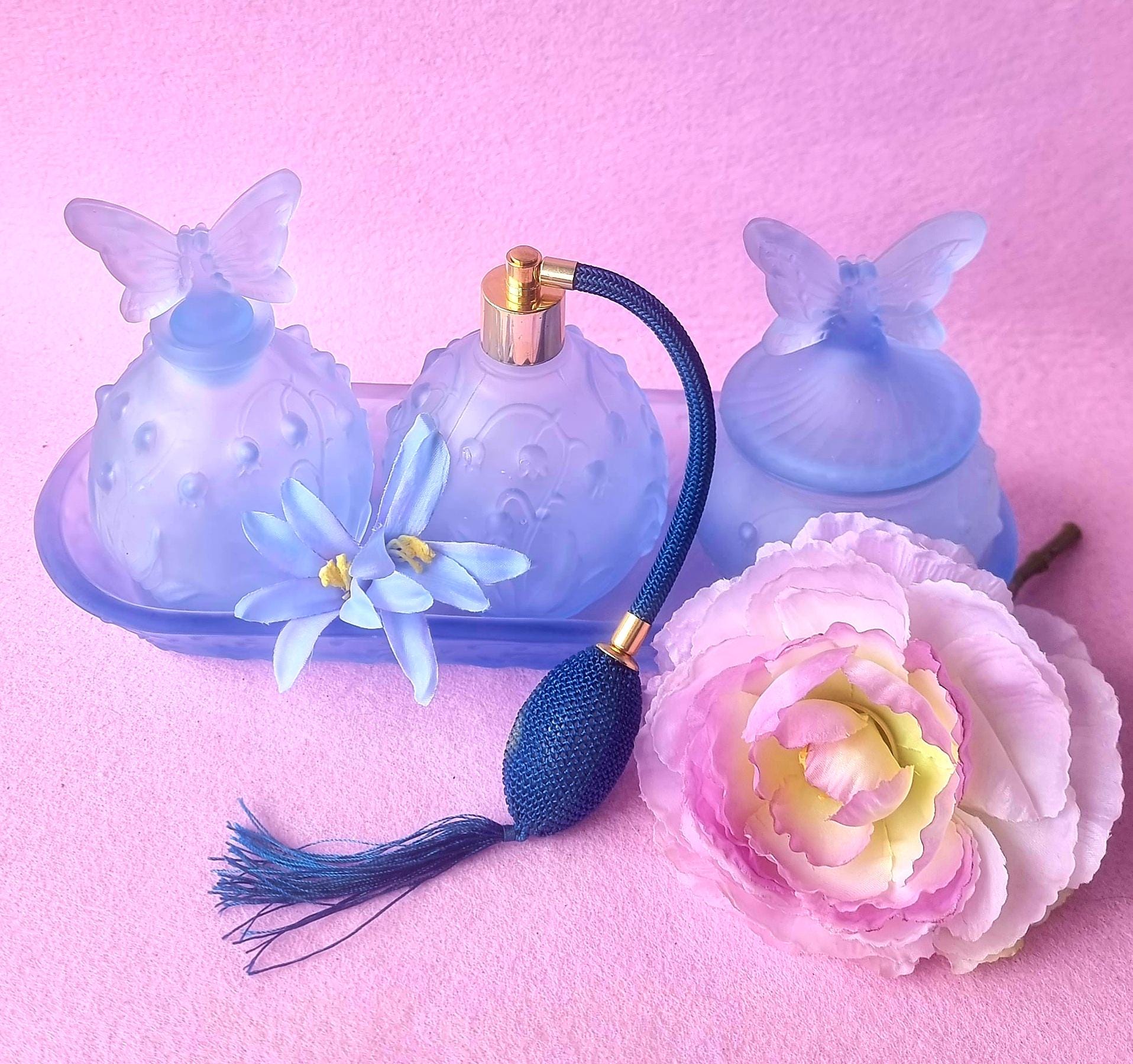 アンティーク香水瓶 パープル お花王冠 フランス 80s 香水瓶