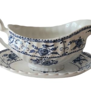 Vintage Gravy Boat By Johnson Bros Made In England