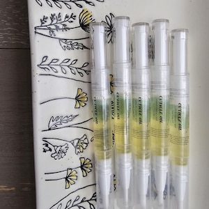 Cuticle oil pen | Hydrating Unscented Cuticle Oil Pen, Natural and Vegan cuticle and nail oil | Cuticle treatment 3ml