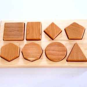 Wooden Shapes Puzzle image 3