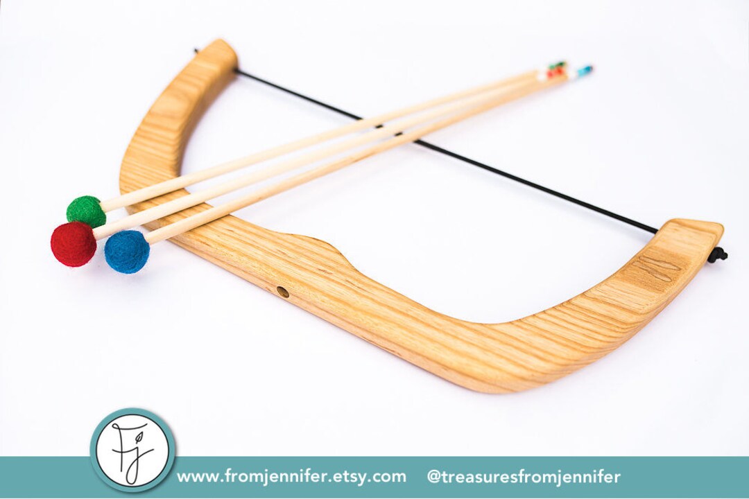 Large Bow and Arrows copyright From Jennifer Natural Wood Toy Bow
