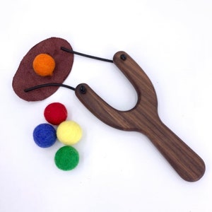 Slingshot and Felt Balls Dark Walnut