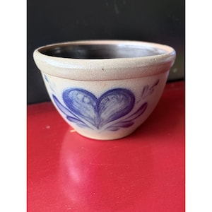 Rowe Pottery Works 1992 Salt Glaze Stoneware Heart Bowl Cambridge Wisconsin 6in